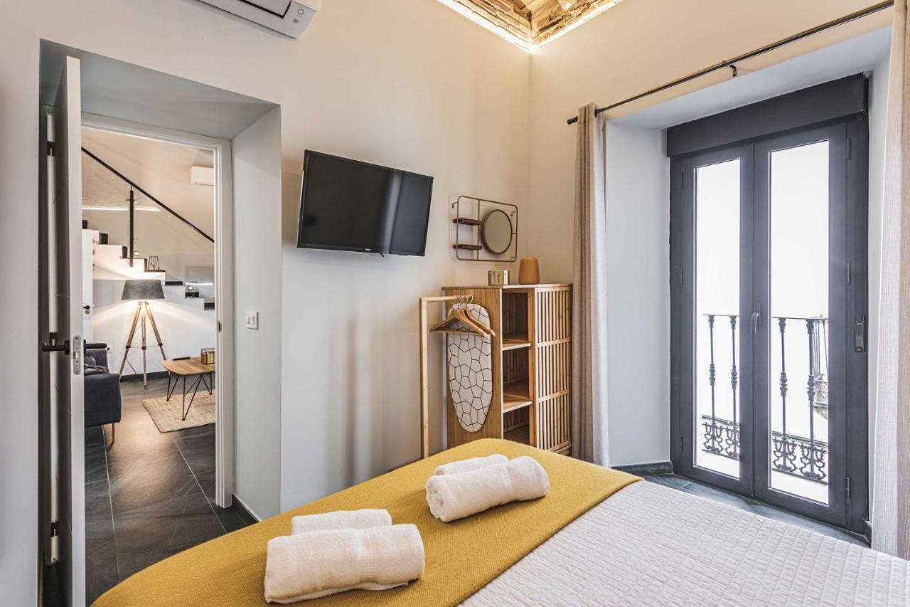 Apartamentos Cáceres Central Suites Esterno foto