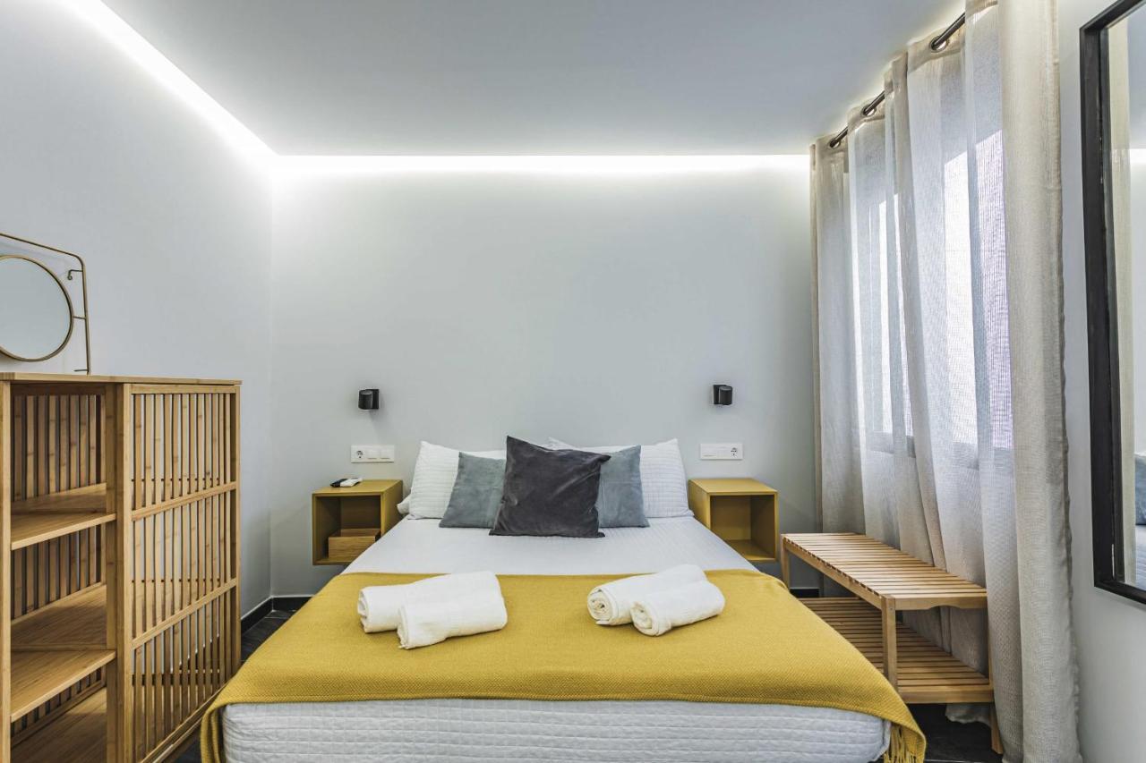 Apartamentos Cáceres Central Suites Esterno foto